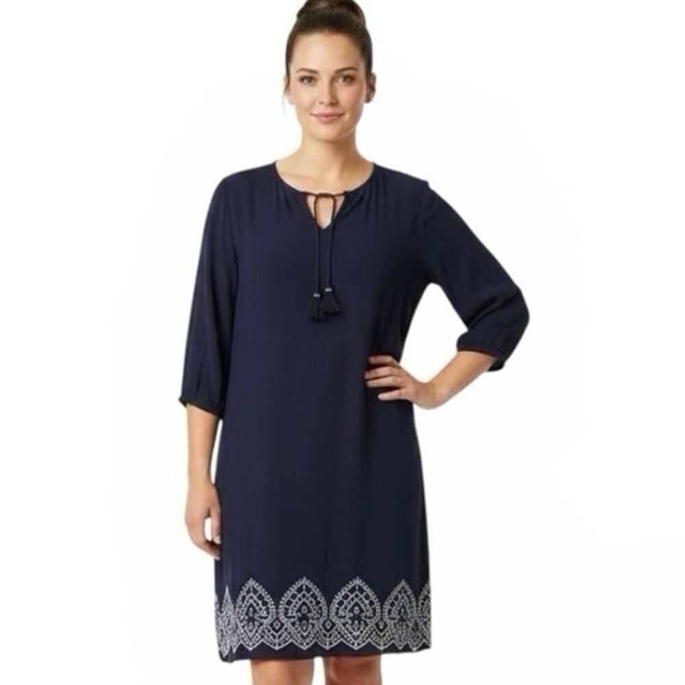 Chico's Navy Blue Dress with detailed embroidered hem lined 3/4 sleeves | EUC